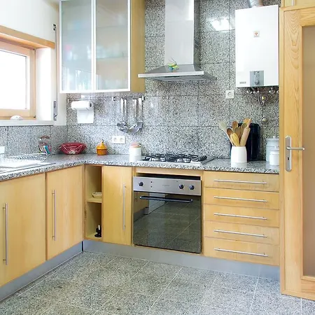 Liiiving In Nazare | Bay View Villas * Nazaré