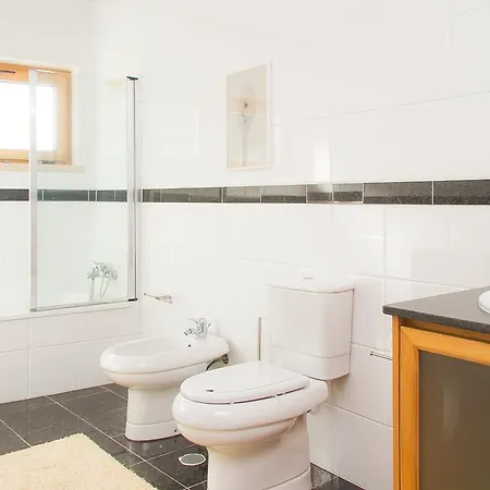 Liiiving In Nazare | Bay View Villas * Nazaré