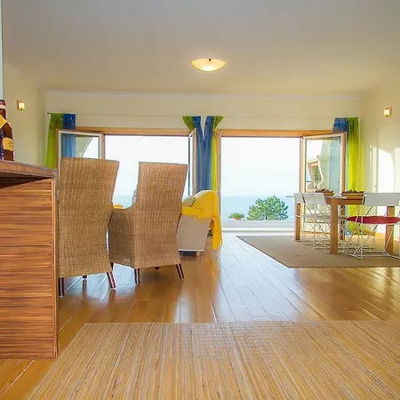 Liiiving In Nazare | Bay View Villas