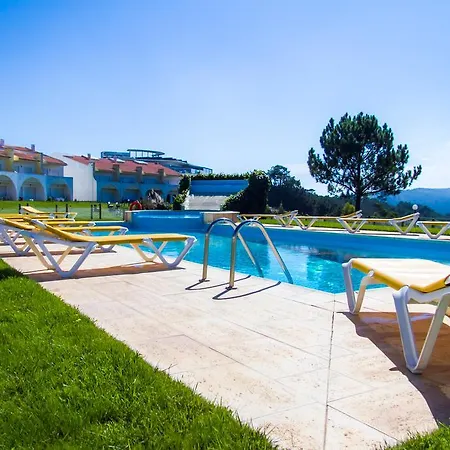 Liiiving In Nazare | Bay View Villas