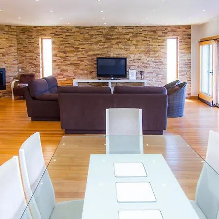 Villa Liiiving In Nazare | Bay View Villas Nazaré
