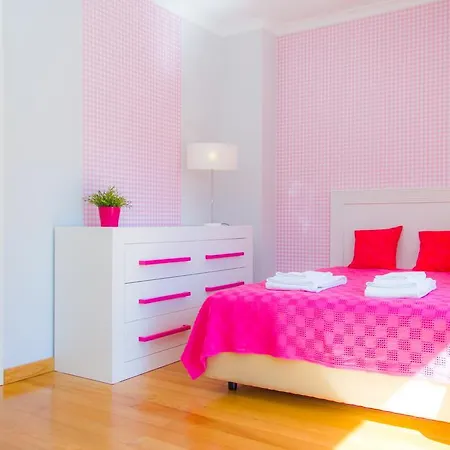 Villa Liiiving In Nazare | Bay View Villas