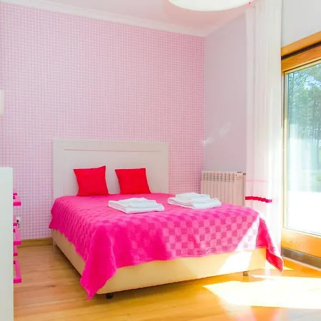 Liiiving In Nazare | Bay View Villas Nazaré